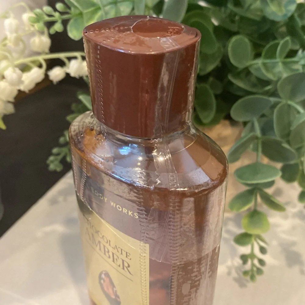 Bath & Body Works “Chocolate Amber” New 3- Pc Set